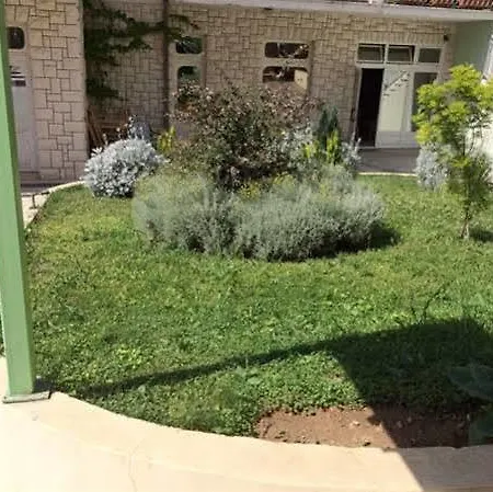 招待所 Apartmans And Madunic I