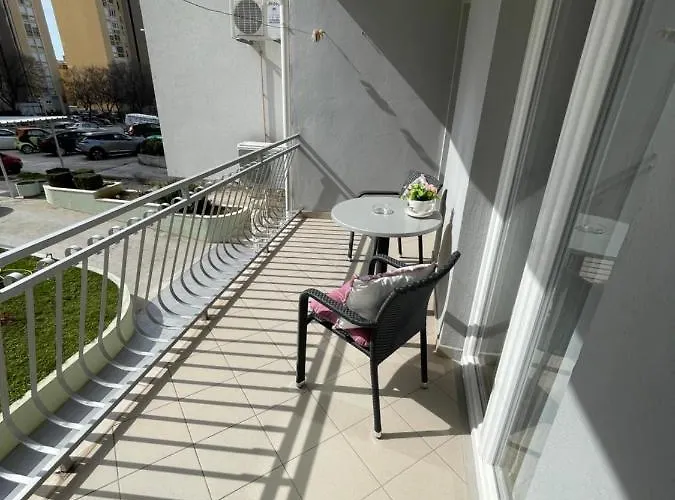 Apartmans And Madunic I 3*